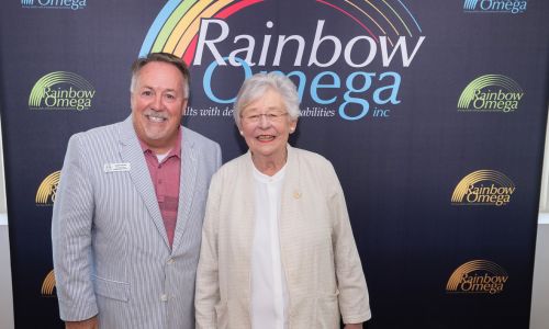 Governor Ivey Attends Local Rainbow Omega Award Ceremony