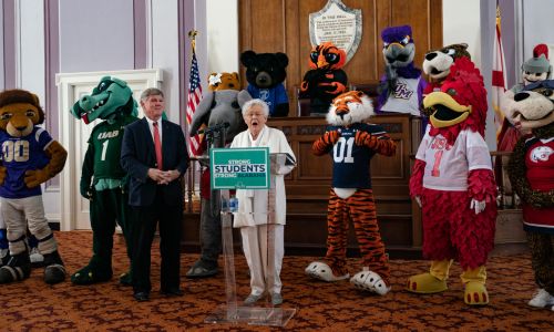Governor Ivey Proclaims College Colors Day
