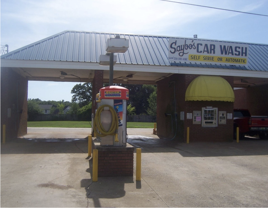 On November 26, 2023, a black DISC golf bag containing 30 Dynamic golf discs was stolen from Saybo’s Car Wash on Hwy 431 in Alexandria. (2311-0402)