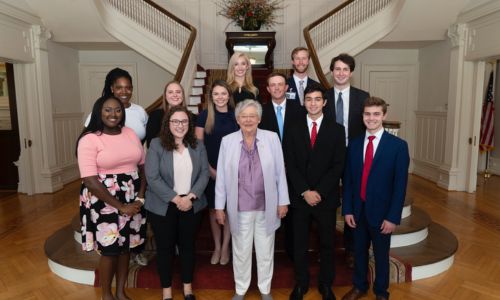 Governor Ivey Encourages College Students to Apply for Governor’s Office Internship Program
