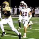 Jacksonville’s Tylen Ellis breaks a run against St. Clair County on Friday at Jacksonville. The Golden Eagles won 45-21 to clinch a playoff berth. (Photo by Greg Warren/For East Alabama Sports Today)