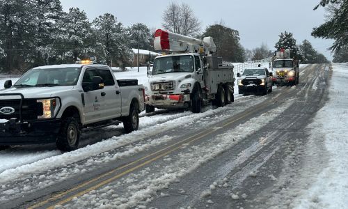 Alabama Power customers stay safe and warm while enjoying snow brought by Winter Storm Cora