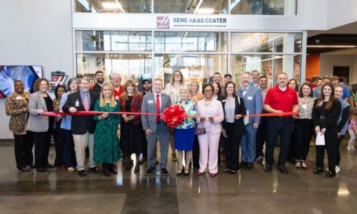Gadsden State cuts Ribbon for the Gene Haas Center