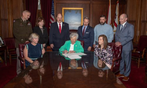 Governor Ivey Signs Senate Bill 40 Promoting Veteran Mental Health