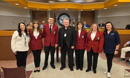 Oxford High School Jacket Media Program Thanks City Council for Support