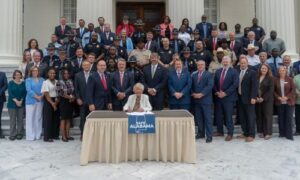 Governor Ivey to Ceremonially Sign Bills in ‘Safe Alabama’ Public Safety Package