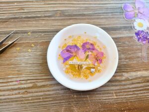Craft Party: UV Resin Trinket Dish