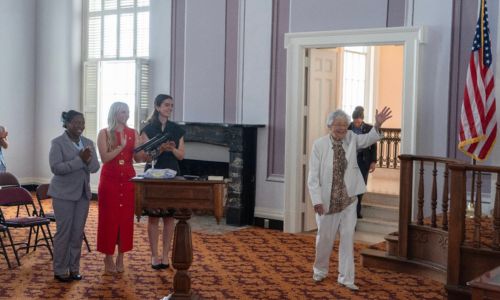 Governor Ivey Invites Students to Apply for 2026 Summer Internship Program