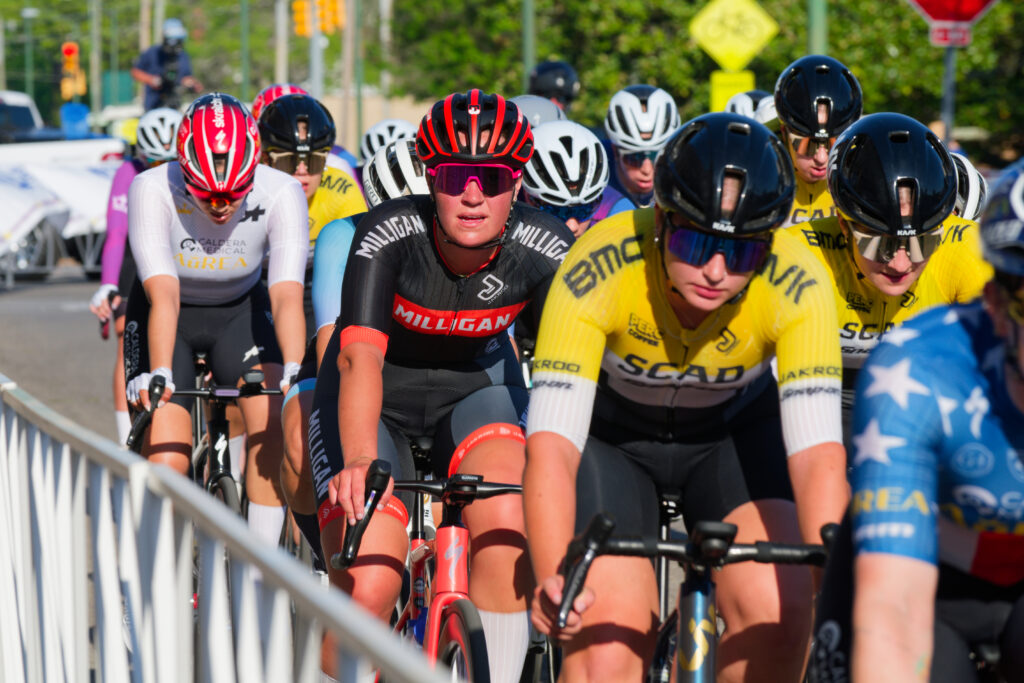sunny-king-criterium-04-11-26-1964_dxo_55203317623_o