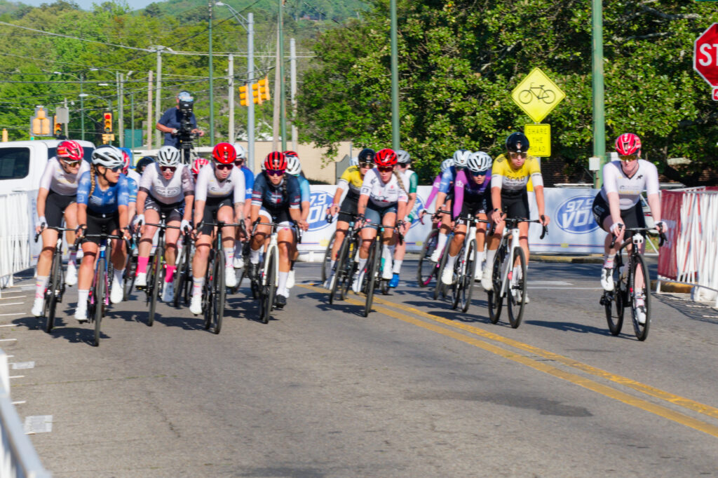 sunny-king-criterium-04-11-26-1975_dxo_55202273567_o