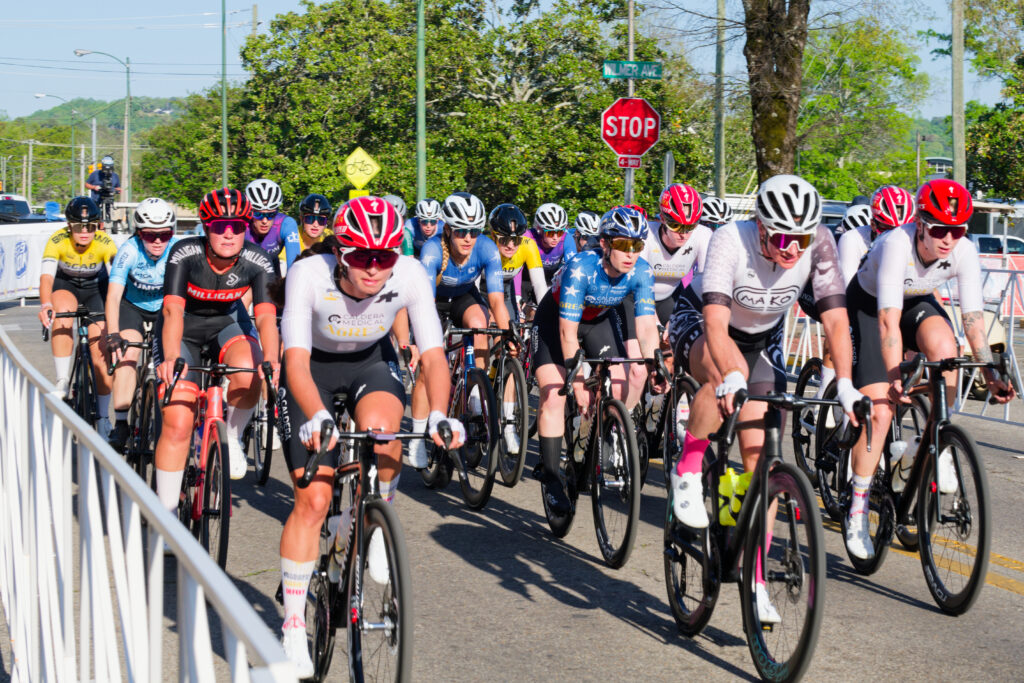 sunny-king-criterium-04-11-26-2065_dxo_55203169046_o