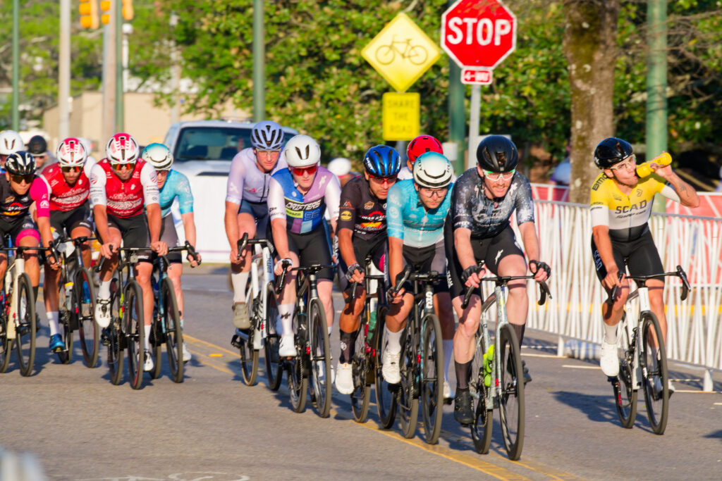 sunny-king-criterium-04-11-26-2274_dxo_55203167556_o