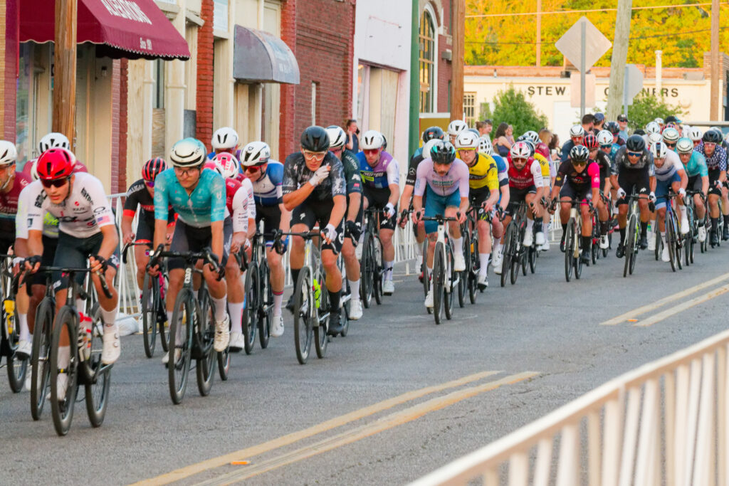sunny-king-criterium-04-11-26-2605_dxo_55202270982_o