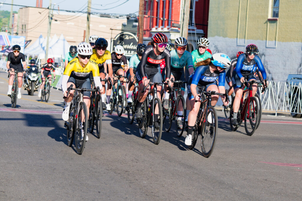 sunny-king-criterium-04-11-26-28_dxo_55202289157_o