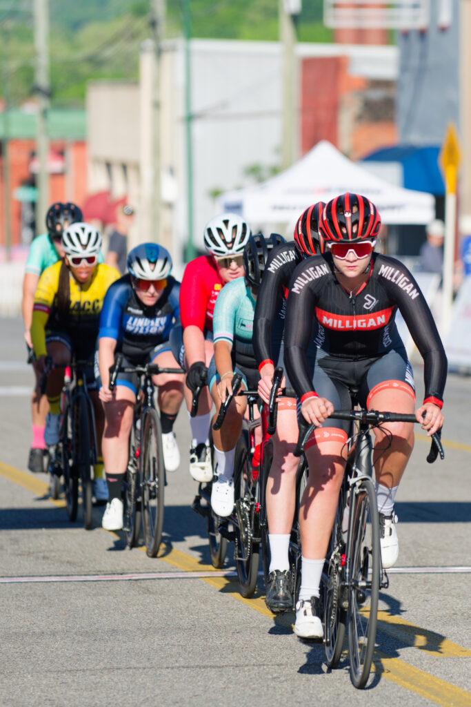 sunny-king-criterium-04-11-26-411_dxo_55203183696_o