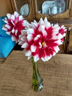 BOUQUETS