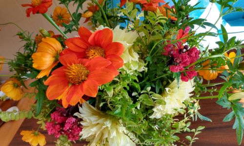 BOUQUETS