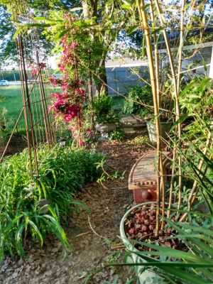 Country Cottage Garden Art
