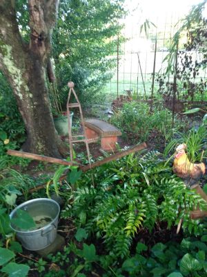 Country Cottage Garden Art
