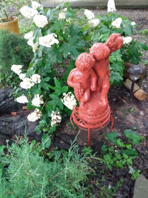 Country Cottage Garden Art