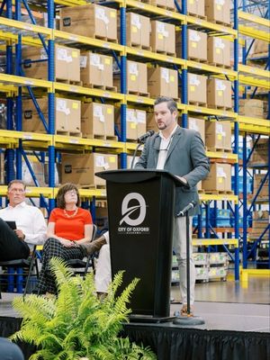 Ribbon Cutting Ceremony for Associated Metalcast