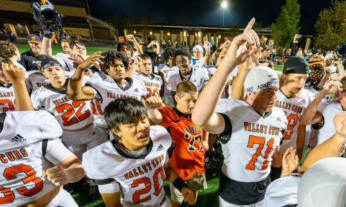 Alexandria players celebrate after the Valley Cubs beat Piedmont 35-12 on Friday at Piedmont. (Photo by Brad Campbell/sport-shutter.com)