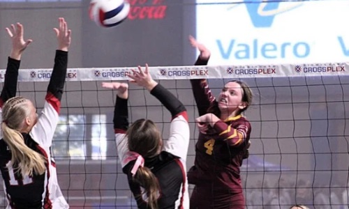 Spring Garden’s Aubrey Kelley hits against Maplesville during Tuesday’s state-tournament action at Birmingham CrossPlex. (Photo by Shannon Fagan/WEIS sports director)
